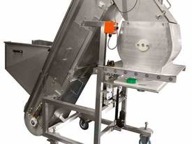  Rice Filler / Raker with inclined cleated elevato - picture0' - Click to enlarge