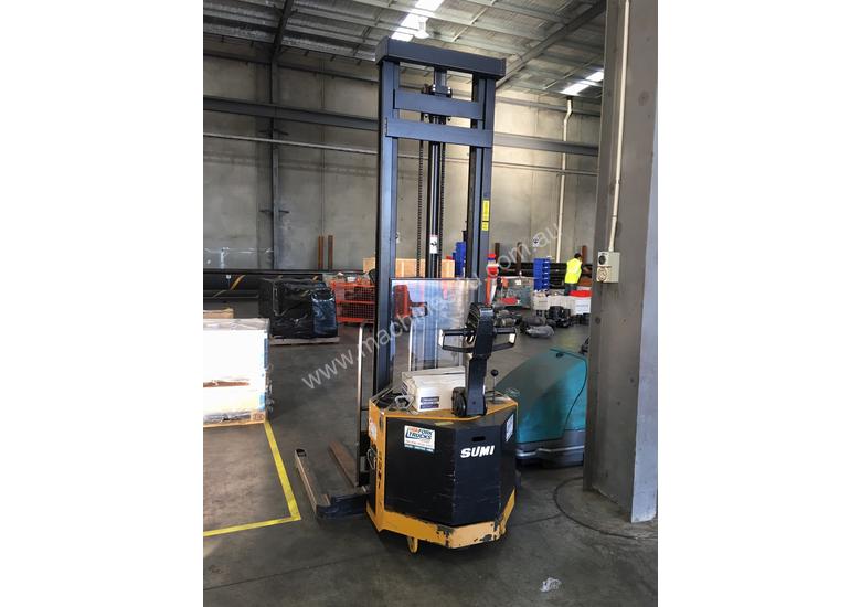 caption Sumi Walk Behind Reach Truck
