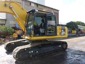 2013 Komatsu PC220LC-8 Steel Tracked Excavator - picture2' - Click to enlarge