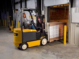Yale ERC060VG 2 Tonne Electric Forklift - picture0' - Click to enlarge