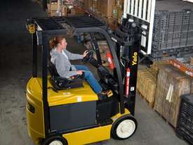 Yale ERC060VG 2 Tonne Electric Forklift - picture2' - Click to enlarge