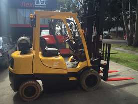 Hyster H2.5TX 2.5Tonne Counterbalance LPG with sideshift - picture1' - Click to enlarge