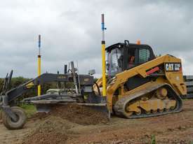 NEW GF GORDINI GRADER BLADE SUIT SKID STEER WITH AUTO LASER LEVEL OPTION - picture0' - Click to enlarge