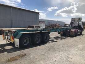 SKEL TRI - AXLE TRAILER - picture0' - Click to enlarge