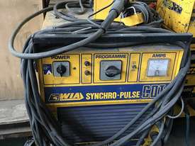 WIA MIG Welder Synchro Pulse CDT 400 amp Heavy Duty 415 Volt Welding Machine - picture0' - Click to enlarge