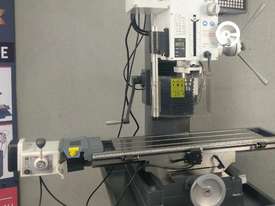 Geared Head Milling Machine METEX DM45 POWER DRO 240v MT4 Drilling Feed - picture2' - Click to enlarge