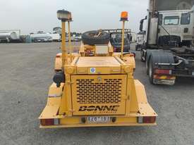 Schwarze SE6T , towered road broom , 2016 , 12 hours , ex gov , as new  - picture1' - Click to enlarge