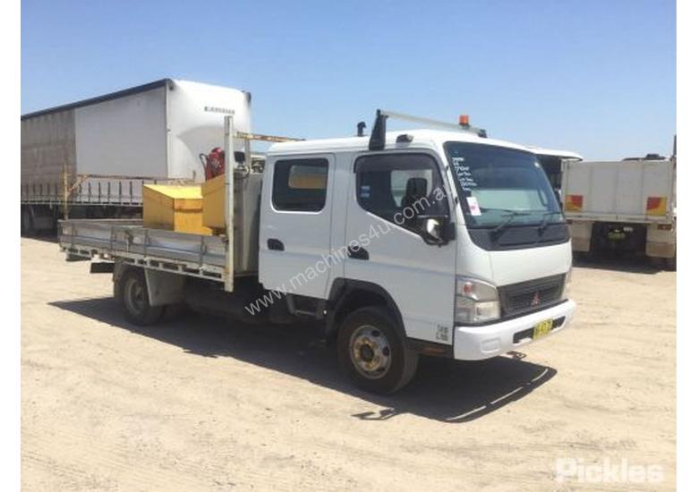 caption 2007 Mitsubishi Canter FE85