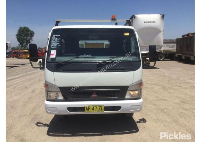 caption 2007 Mitsubishi Canter FE85