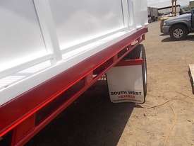 GTE Dog Curtainsider Trailer - picture1' - Click to enlarge
