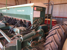 John Shearer 24 R 4R Seed Drills Seeding/Planting Equip - picture0' - Click to enlarge