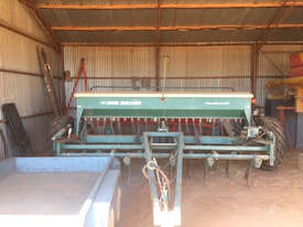 John Shearer 24 R 4R Seed Drills Seeding/Planting Equip - picture1' - Click to enlarge