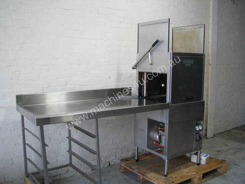 Commercial Kitchen Pass Through Dishwasher - Hobart AM-12E