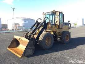 2002 Caterpillar IT24F - picture2' - Click to enlarge