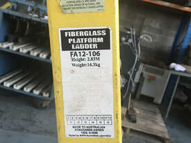 Guardall Platform Ladder 1.8m Fiberglass FA12-106 - picture1' - Click to enlarge