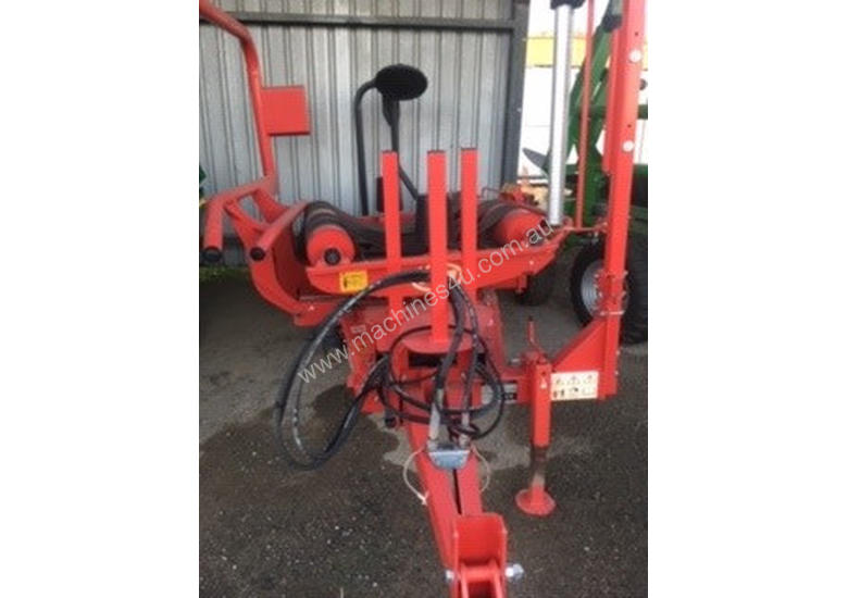 caption Vicon BW2400J Bale Wrapper Hay/Forage Equip