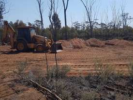 John deere backhoe  - picture0' - Click to enlarge