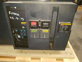 2500 A Circuit Breaker -M25-H1- 1000 V 75 KA  - Relay STR-58U - picture0' - Click to enlarge