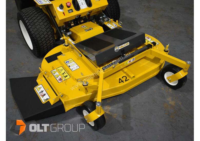 New 2019 walker Walker Model R Series Zero Turn Mower 42 Inch Side