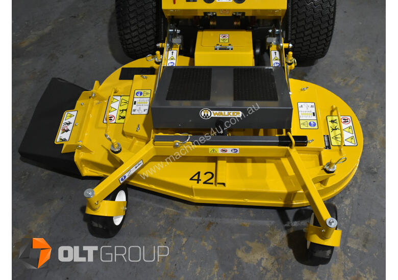 New 2019 walker Walker Model R Series Zero Turn Mower 42 Inch Side