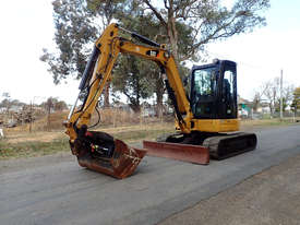 Caterpillar 305E Cr Tracked-Excav Excavator - picture0' - Click to enlarge