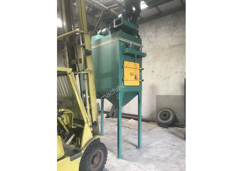Used clemco Sandblasting grit Recovery Unit Sand Blast Equipment in