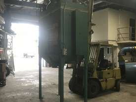 Sandblasting/grit Recovery Unit - picture1' - Click to enlarge