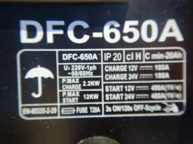 YOULI DFC-650A 12/24 Volt Battery Charger - picture2' - Click to enlarge