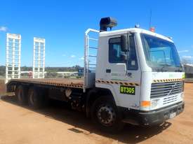 Volvo FL7 Beaver Tail 6x4 Tray Back Truck - picture0' - Click to enlarge