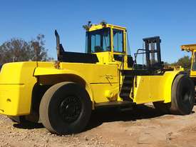 Hyster H35F Container Handler - picture0' - Click to enlarge