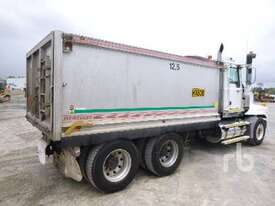 MACK CLR688RS Tipper Truck (T/A) - picture1' - Click to enlarge
