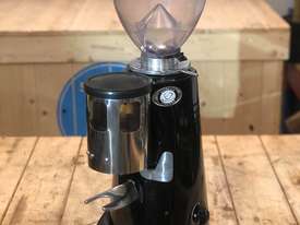 FIORENZATO F6 AUTOMATIC GLOSS OR SATIN BLACK AND SILVER ESPRESSO COFFEE GRINDER - picture0' - Click to enlarge