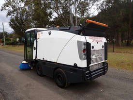 MacDonald Johnston CN201 Sweeper Sweeping/Cleaning - picture2' - Click to enlarge