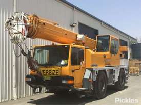 2003 Liebherr LTM1030-2 - picture2' - Click to enlarge