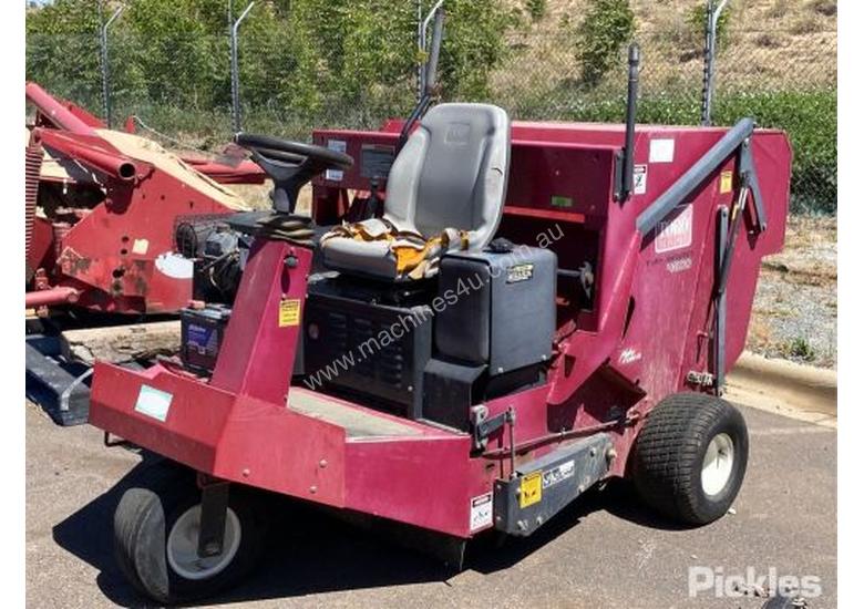 Used toro Toro Turf Sweeper 4800 Street Sweeper in , Listed on Machines4u