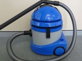 20L WET AND DRY VACUUM CLEANER (1200W) - picture2' - Click to enlarge