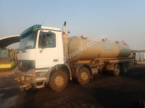 Mercedes Benz Actros 3240 Water Truck