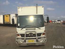 2003 Hino Ranger FC4J - picture1' - Click to enlarge