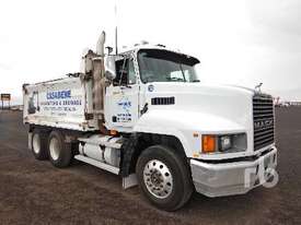 MACK CH688RST Tipper Truck (T/A) - picture0' - Click to enlarge