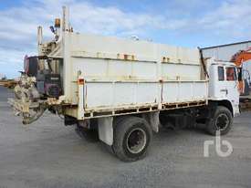 INTERNATIONAL ACCO Tipper Truck (S/A) - picture2' - Click to enlarge