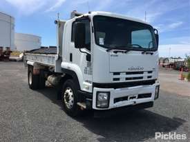 2011 Isuzu FVR 1000 MWB - picture0' - Click to enlarge