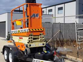 19ft Scissor Lift for Hire - picture2' - Click to enlarge