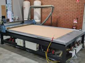 Multicam Series 111s CNC Router - picture0' - Click to enlarge