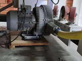 Multicam Series 111s CNC Router - picture2' - Click to enlarge