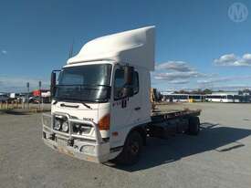 Hino FD 500 - picture1' - Click to enlarge