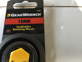 Gearwrench Combination Ratchet Wrench 18mm Standard Length 9118D - NEW - picture1' - Click to enlarge
