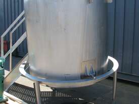 Large Stainless Steel Tank with Mixer - 1400L - picture0' - Click to enlarge