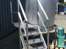 Large Stainless Steel Tank with Mixer - 1400L - picture1' - Click to enlarge