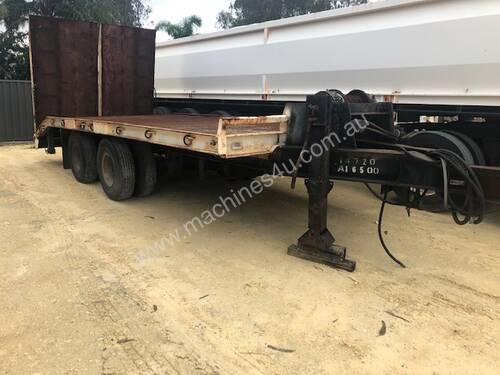 Trailer Tag Trailer Howard Porter Ramps And Winch 8RU260 SN939
