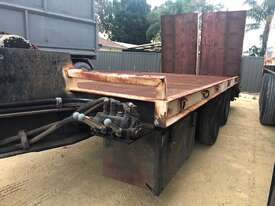 Trailer Tag Trailer Howard Porter Ramps And Winch 8RU260 SN939 - picture2' - Click to enlarge